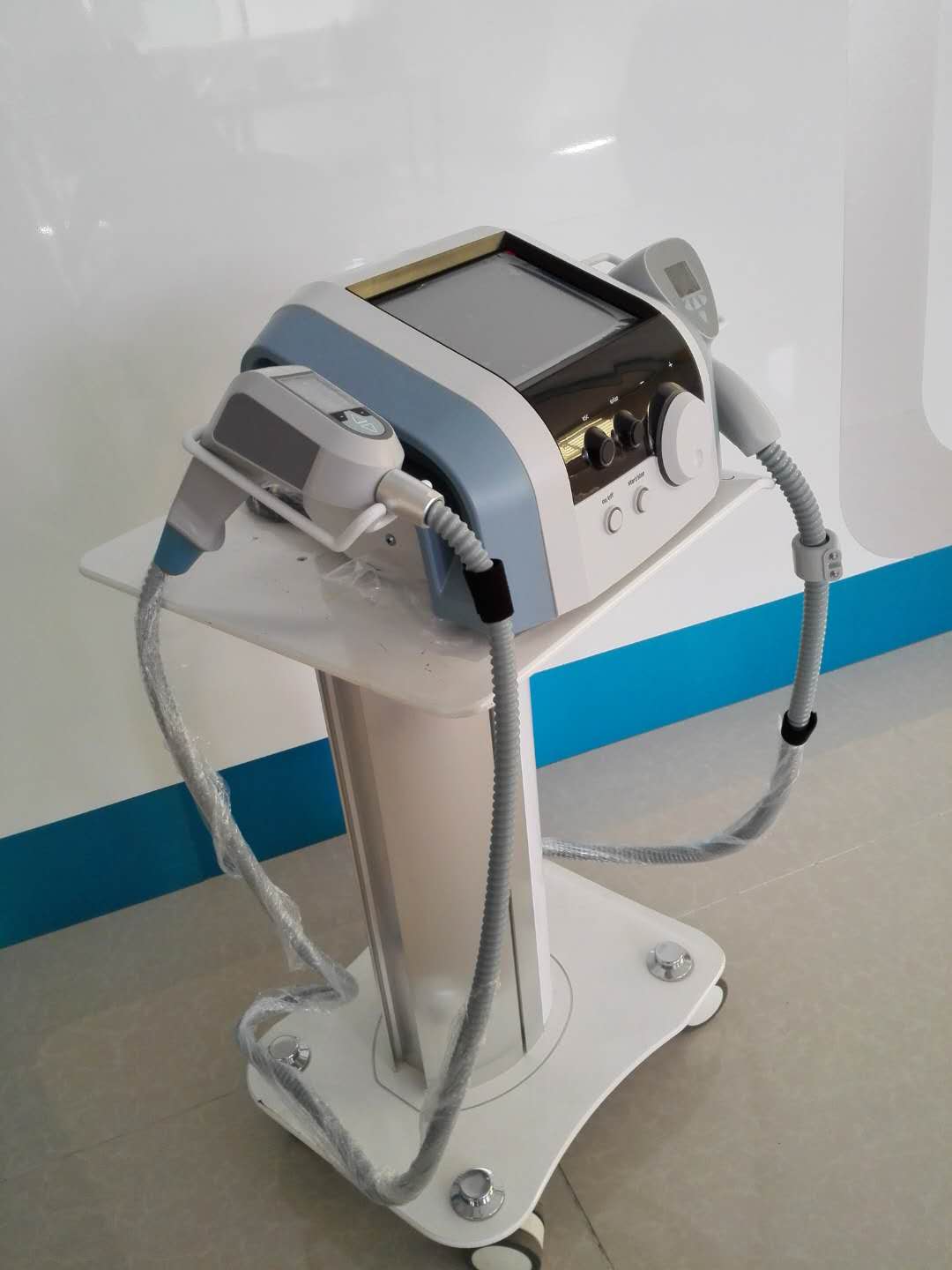 Face lift wrinkle removal machine